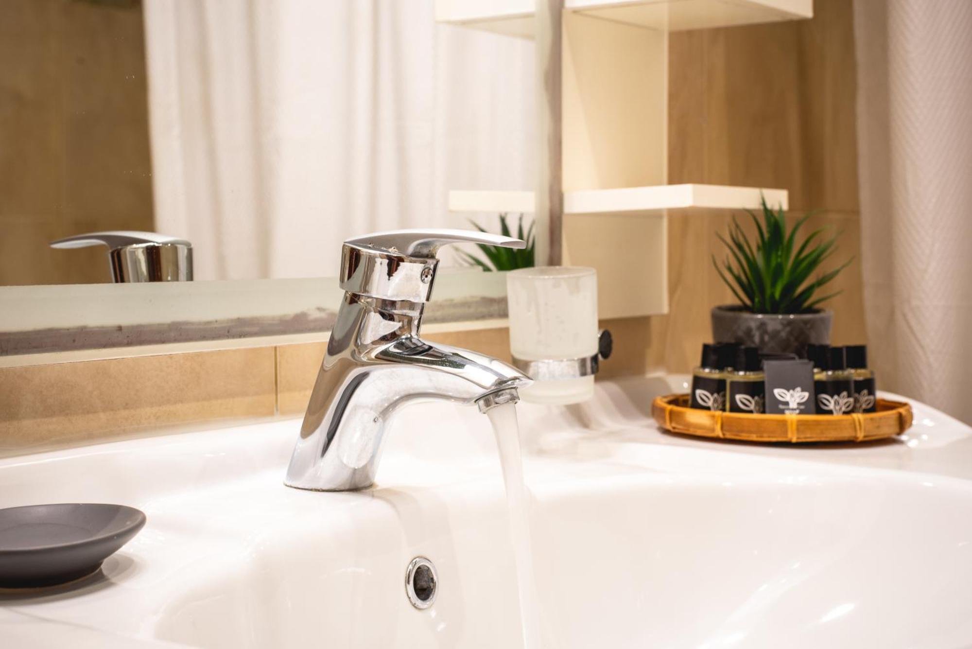 Sea And Airport Apartment อาร์เตมีดา ภายนอก รูปภาพ